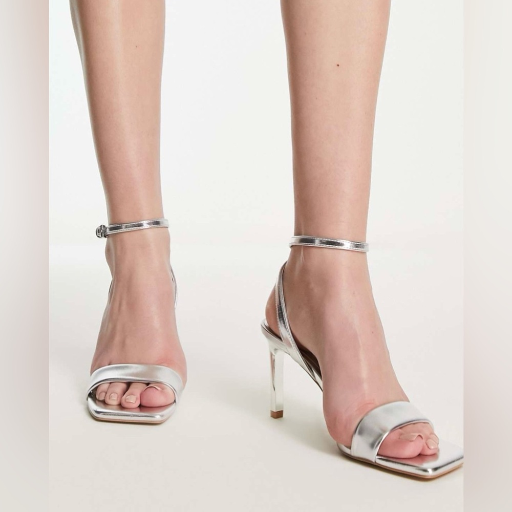 Stradivarius sling back heeled sandals shoes in silver 40